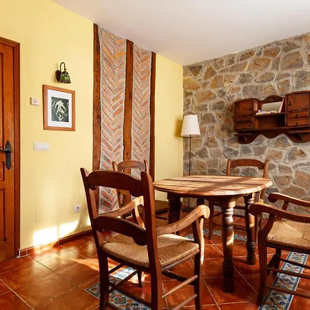 Ruralia Casa Angel En Villa, Llanes Vv-83-As 木屋
